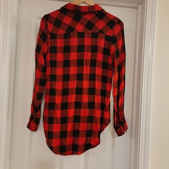 Rebellion buffalo plaid button down top size small - Picture 2 of 4